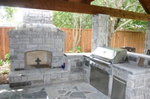 Permanent Outdoor Fireplace with Kitchen Permanent Outdoor Fireplace with Kitchen